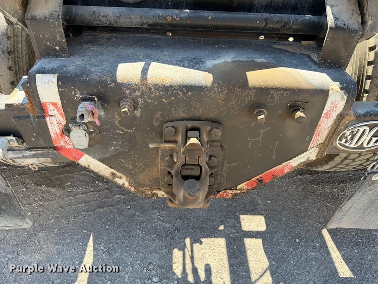 image for item FK4518 1998 Peterbilt 379 roll-off container truck