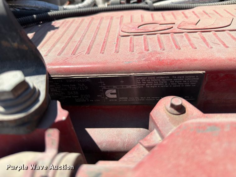 image for item FK4519 2011 Peterbilt 384 flatbed truck