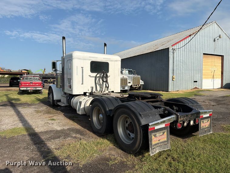 image for item FN2515 2012 Peterbilt 389 semi truck