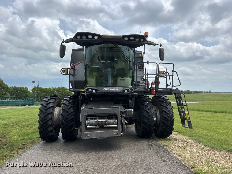 image for item NA9458 2019 Gleaner S97 Super Series combine