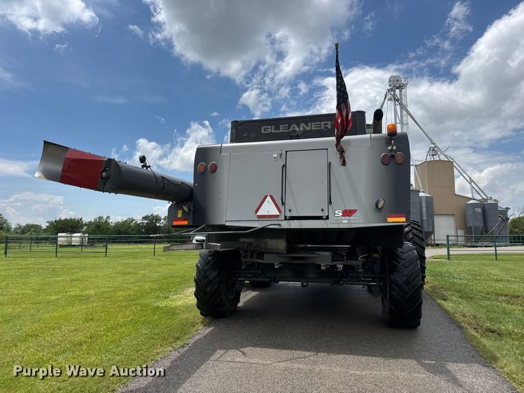 image for item NA9458 2019 Gleaner S97 Super Series combine