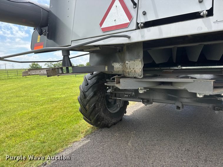 image for item NA9458 2019 Gleaner S97 Super Series combine