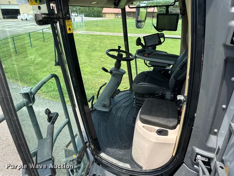image for item NA9458 2019 Gleaner S97 Super Series combine