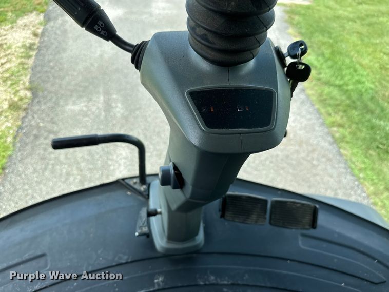image for item NA9458 2019 Gleaner S97 Super Series combine