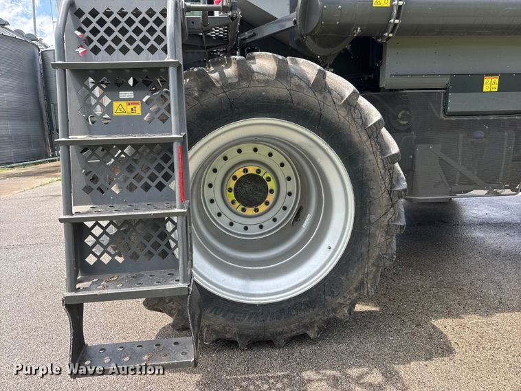 image for item NA9458 2019 Gleaner S97 Super Series combine