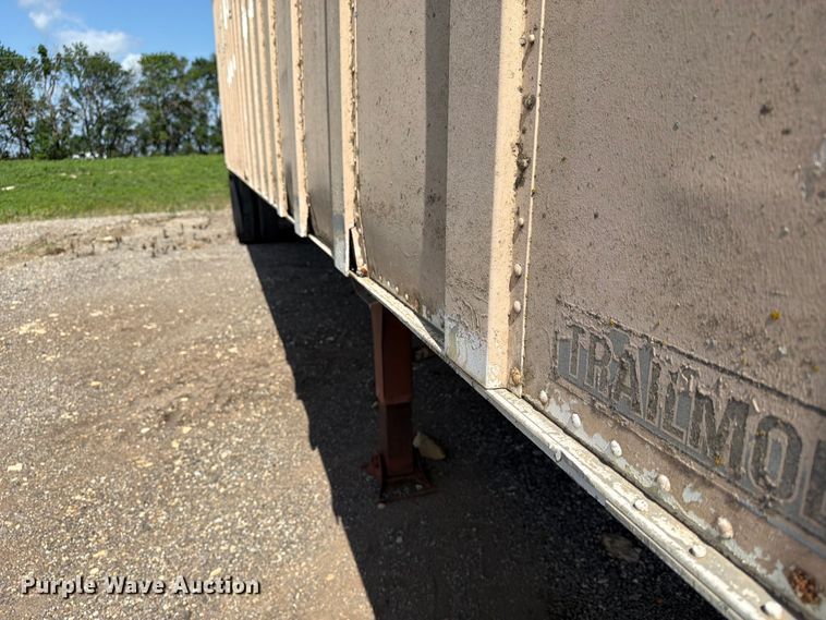 image for item NA9514 1972 Trailmobile A46A4CAW dry van trailer
