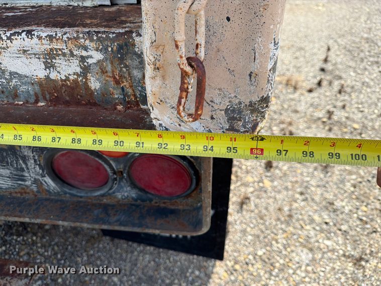 image for item NA9514 1972 Trailmobile A46A4CAW dry van trailer