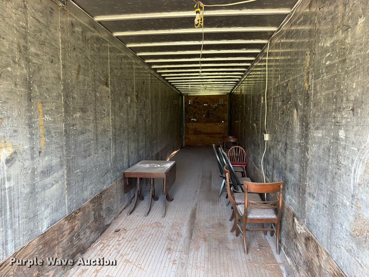 image for item NA9514 1972 Trailmobile A46A4CAW dry van trailer