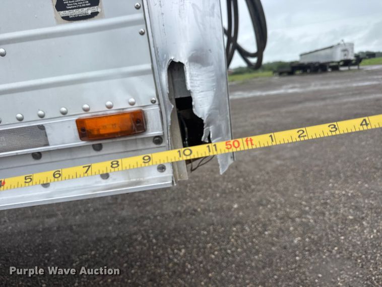 image for item NJ9171 2010 Wilson DWBT-650 live bottom trailer