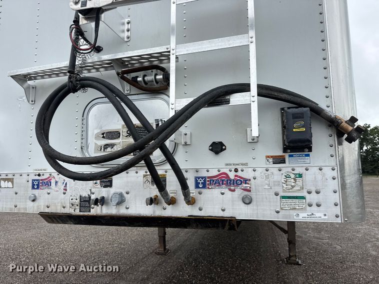 image for item NJ9171 2010 Wilson DWBT-650 live bottom trailer