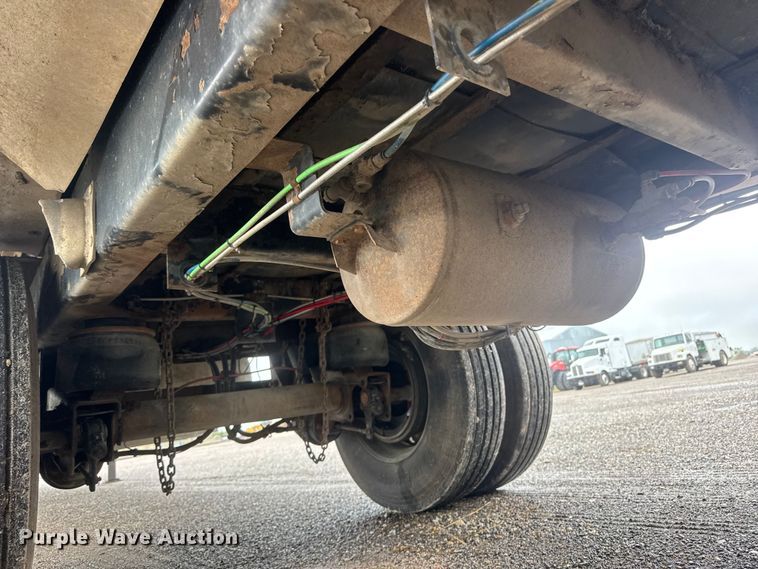 image for item NJ9171 2010 Wilson DWBT-650 live bottom trailer