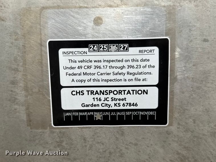 image for item NJ9174 2006 Heil tank trailer