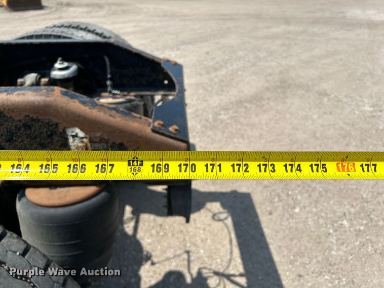 image for item NM9804 2008 Peterbilt 388 semi truck