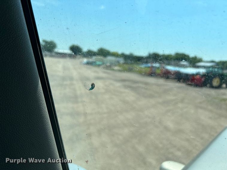 image for item NM9804 2008 Peterbilt 388 semi truck