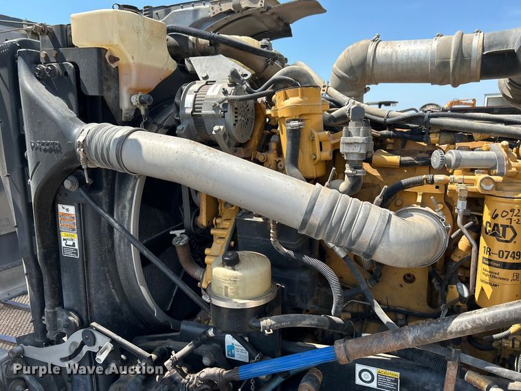 image for item NM9804 2008 Peterbilt 388 semi truck