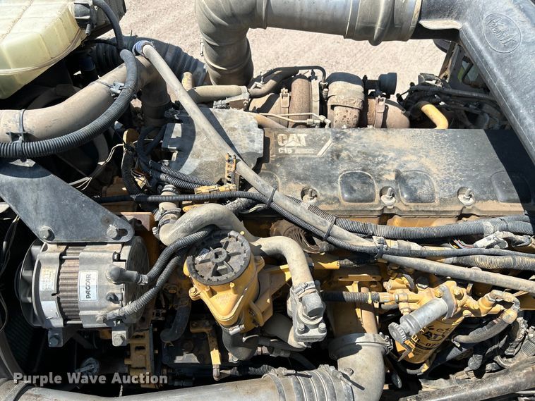 image for item NM9804 2008 Peterbilt 388 semi truck