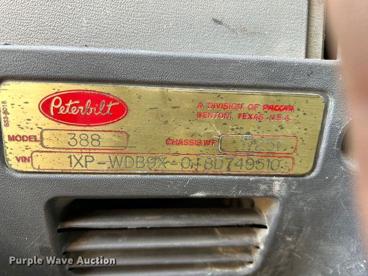 image for item NM9804 2008 Peterbilt 388 semi truck