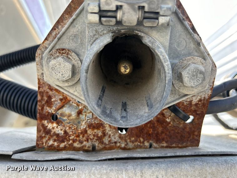 image for item NM9827 1996 Walker 3A tank trailer