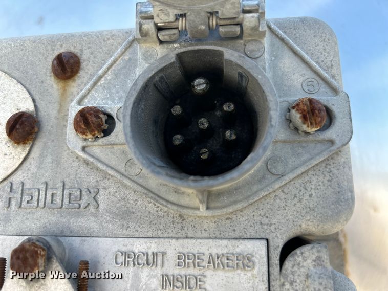 image for item NM9827 1996 Walker 3A tank trailer