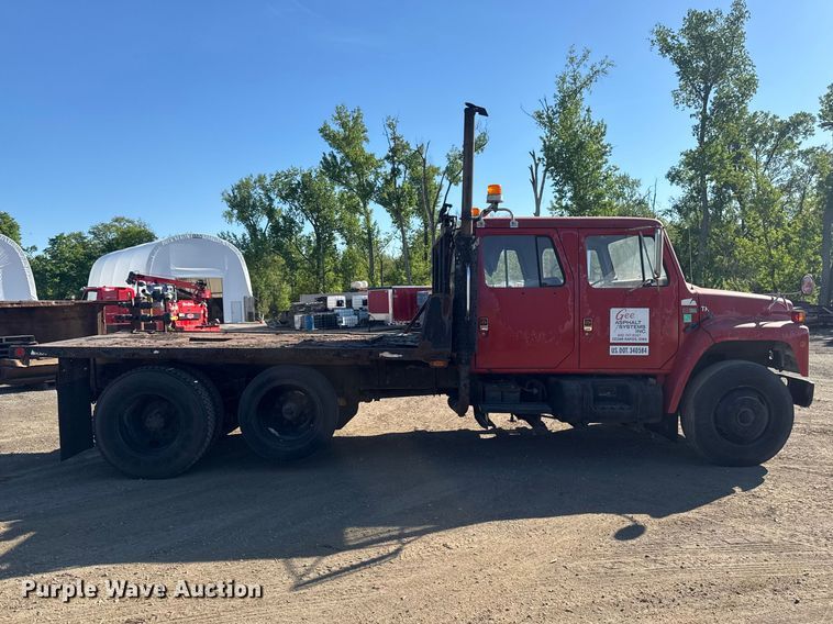 image for item OE9570 1988 International 1954 Crew Cab flatbed truck
