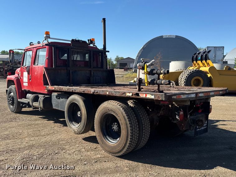 image for item OE9570 1988 International 1954 Crew Cab flatbed truck