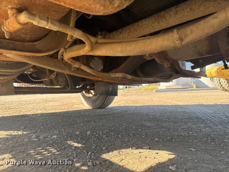 image for item OE9570 1988 International 1954 Crew Cab flatbed truck