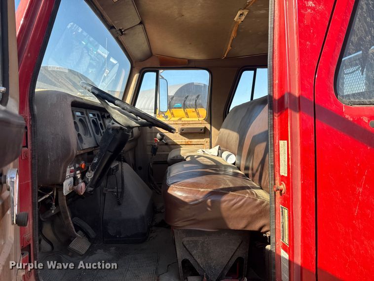image for item OE9570 1988 International 1954 Crew Cab flatbed truck