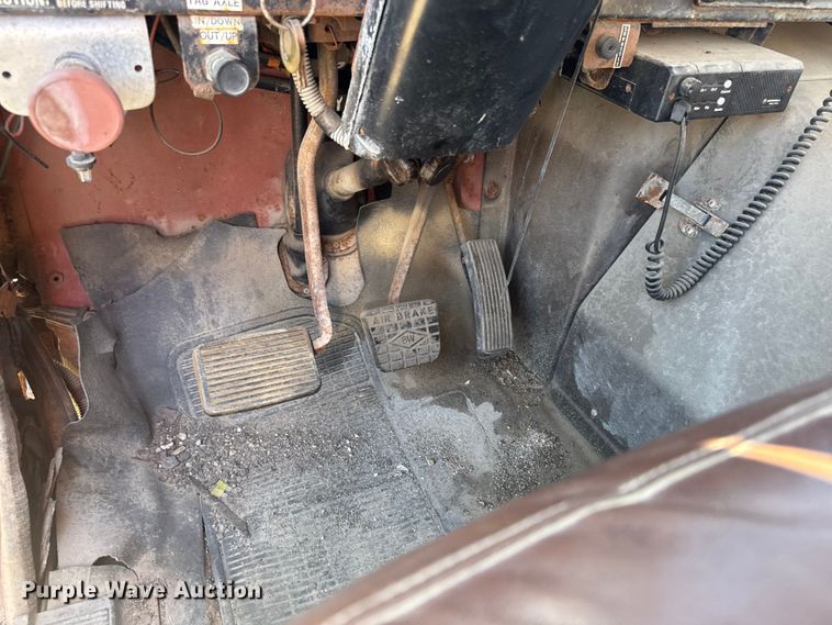 image for item OE9570 1988 International 1954 Crew Cab flatbed truck