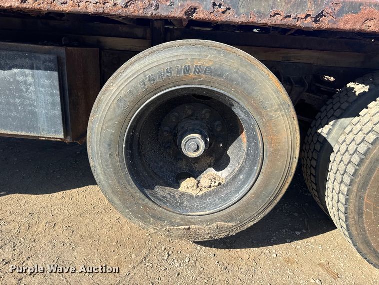 image for item OE9570 1988 International 1954 Crew Cab flatbed truck
