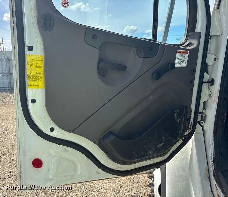 image for item YA2197 2025 Freightliner Business Class M2 bucket truck