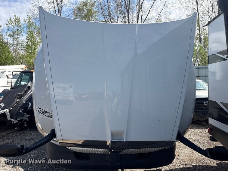 image for item YA2207 2020 Kenworth T680 semi truck