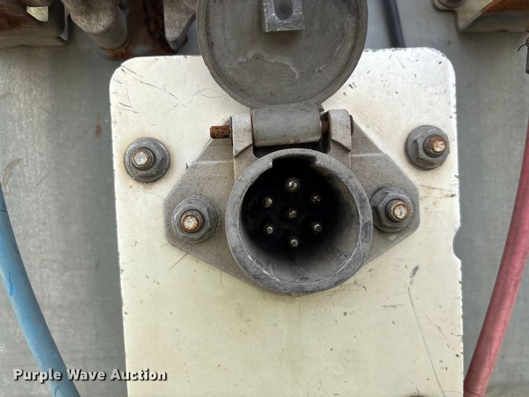 image for item YA2437 2014 Wabash DVHDHFC dry van trailer