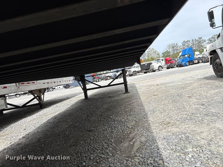 image for item YA2437 2014 Wabash DVHDHFC dry van trailer