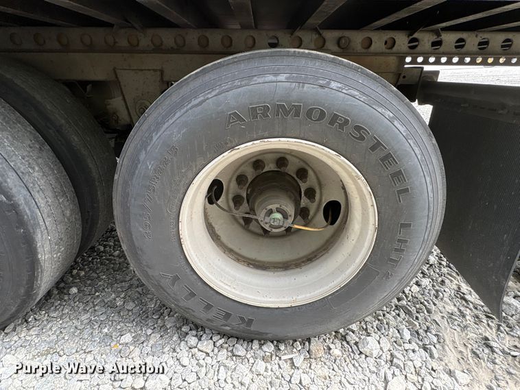 image for item YA2437 2014 Wabash DVHDHFC dry van trailer