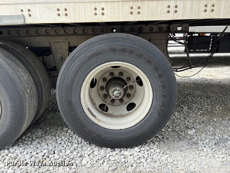 image for item YA2437 2014 Wabash DVHDHFC dry van trailer