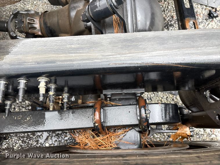 image for item YA2441 2017 Volvo VNL semi truck