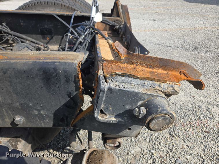 image for item YA2753 2017 Kenworth T880 truck cab and chassis