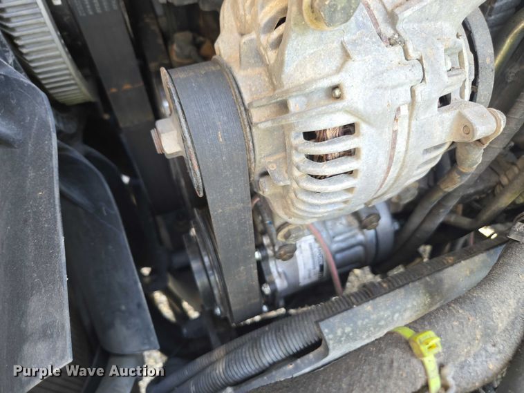 image for item YA2753 2017 Kenworth T880 truck cab and chassis
