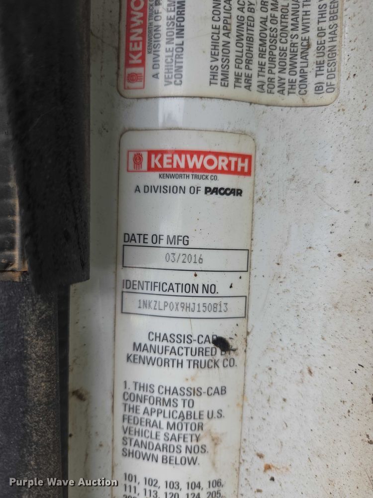 image for item YA2753 2017 Kenworth T880 truck cab and chassis