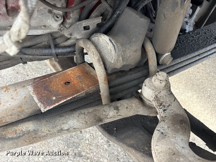 image for item YA3016 2019 Kenworth T880 vacuum truck