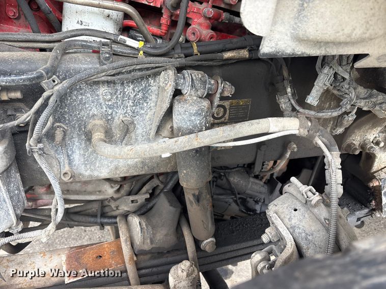 image for item YA3016 2019 Kenworth T880 vacuum truck