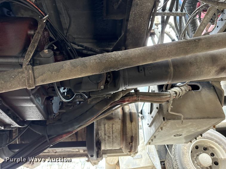 image for item YA3016 2019 Kenworth T880 vacuum truck