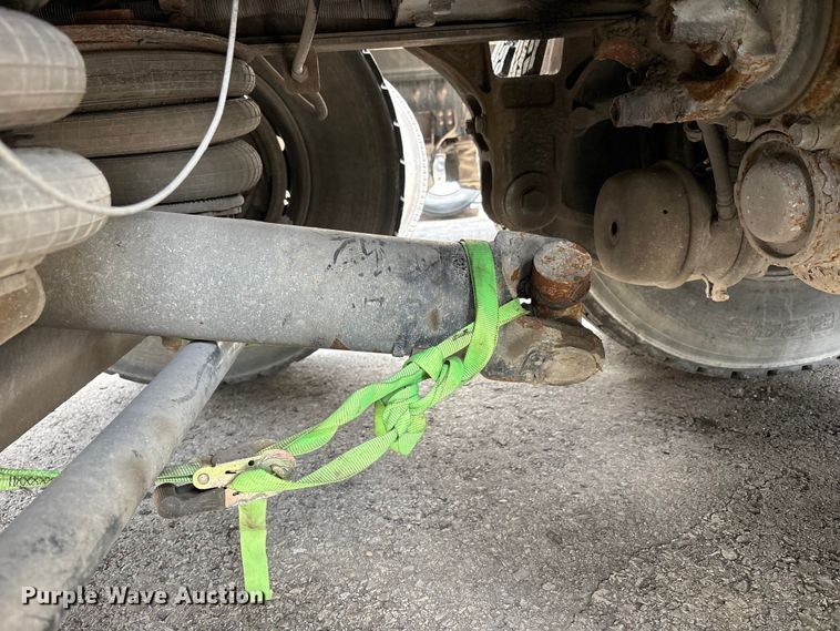 image for item YA3016 2019 Kenworth T880 vacuum truck