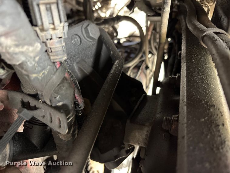 image for item YA3016 2019 Kenworth T880 vacuum truck