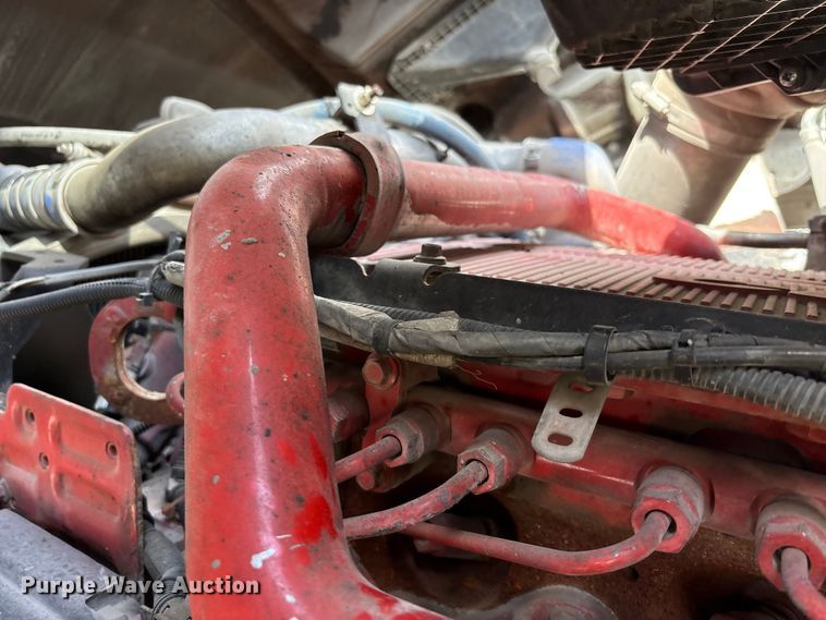 image for item YA3016 2019 Kenworth T880 vacuum truck