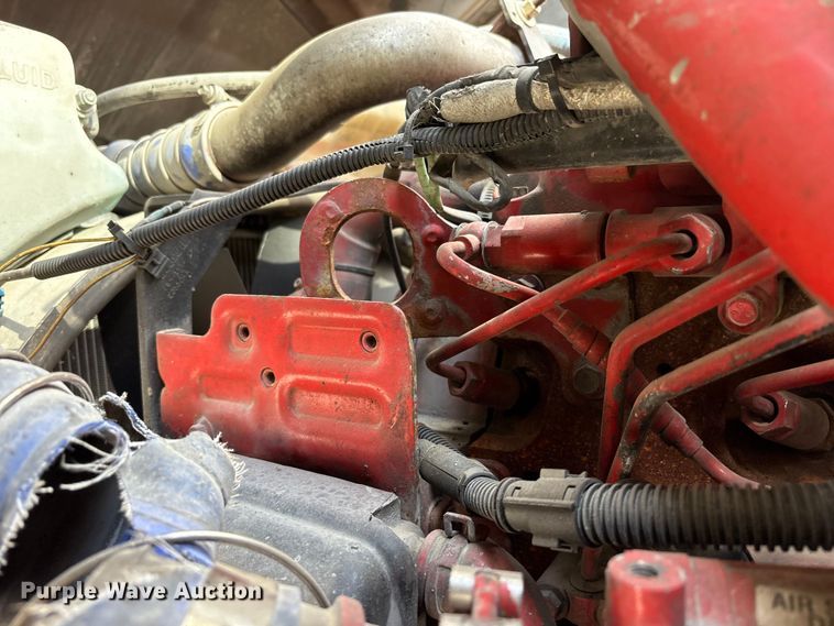 image for item YA3016 2019 Kenworth T880 vacuum truck