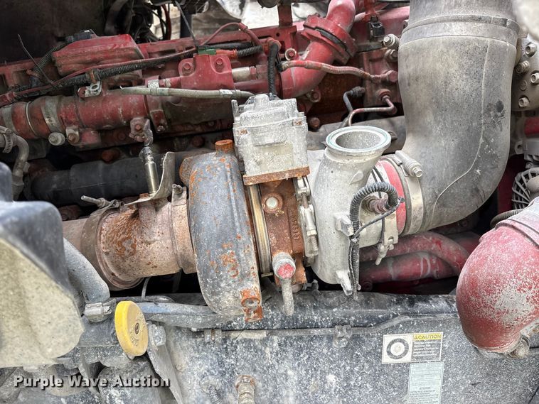 image for item YA3016 2019 Kenworth T880 vacuum truck