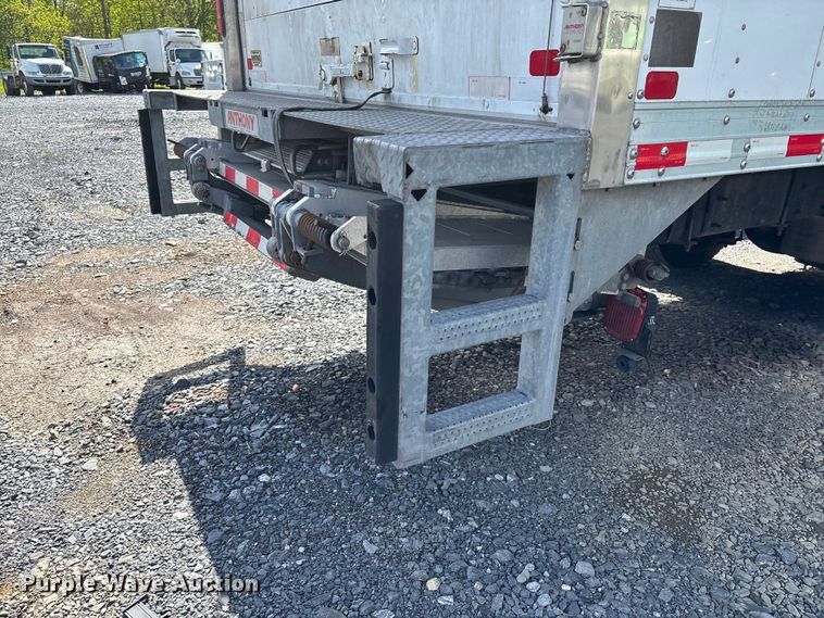 image for item YA3140 2019 International MV607 box truck