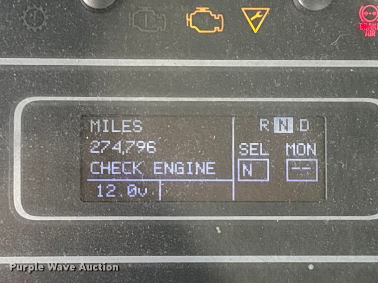 image for item YA3140 2019 International MV607 box truck