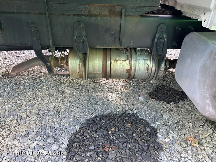 image for item YA3140 2019 International MV607 box truck